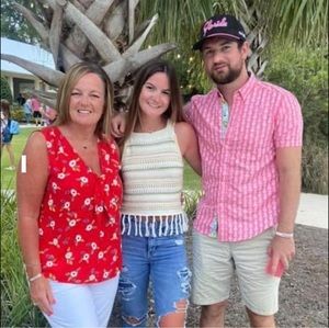 Meet your Posher, Chase